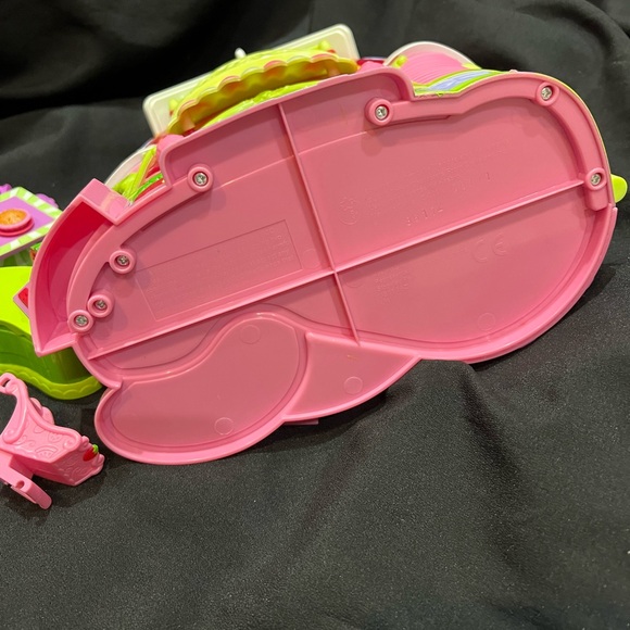 Strawberry Shortcake Berry Bitty Market - Picture 7 of 7